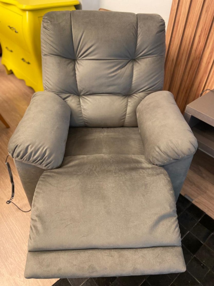 f3175478-f908-4275-a129-cad27ca0b1de